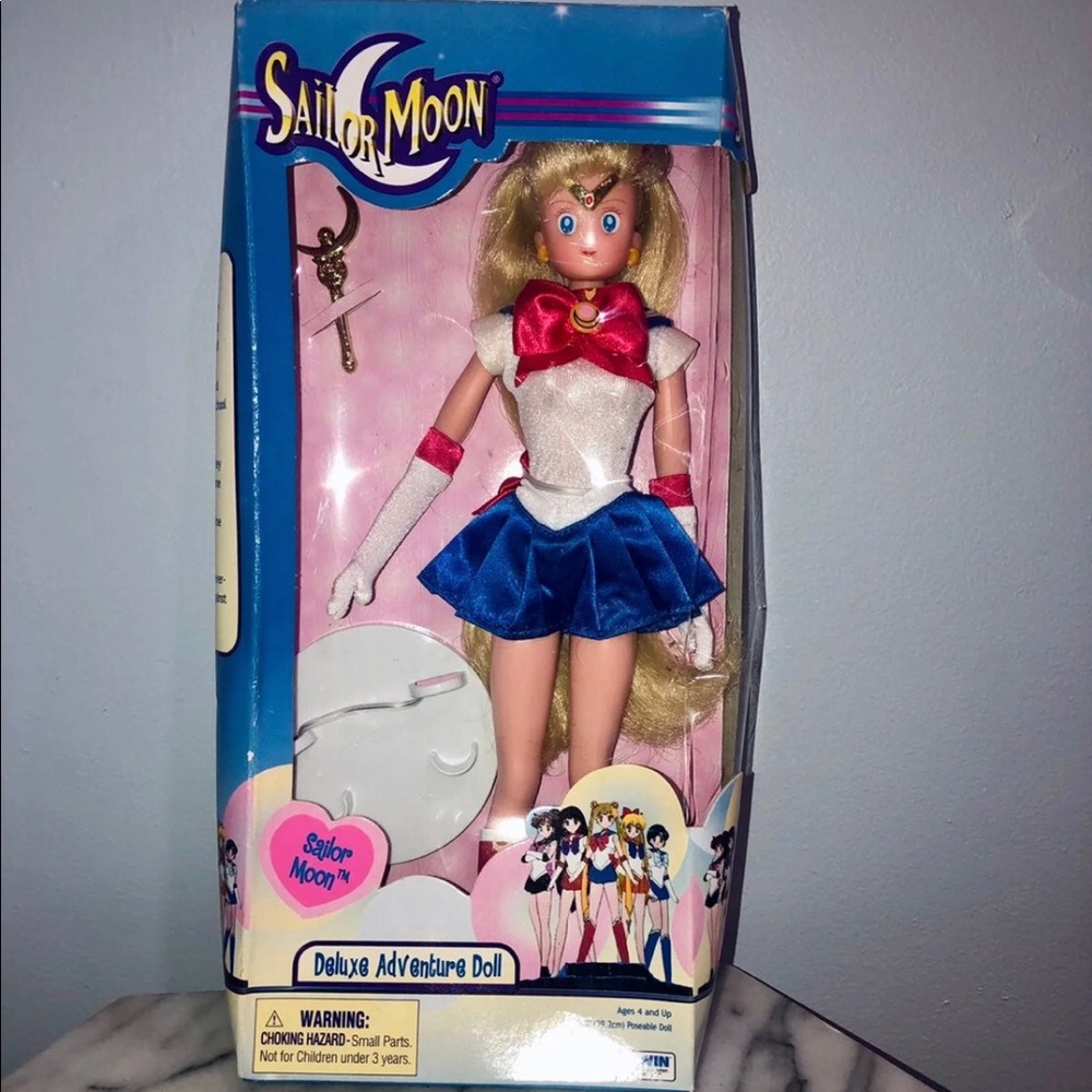 Sailor Moon Deluxe Adventure Doll